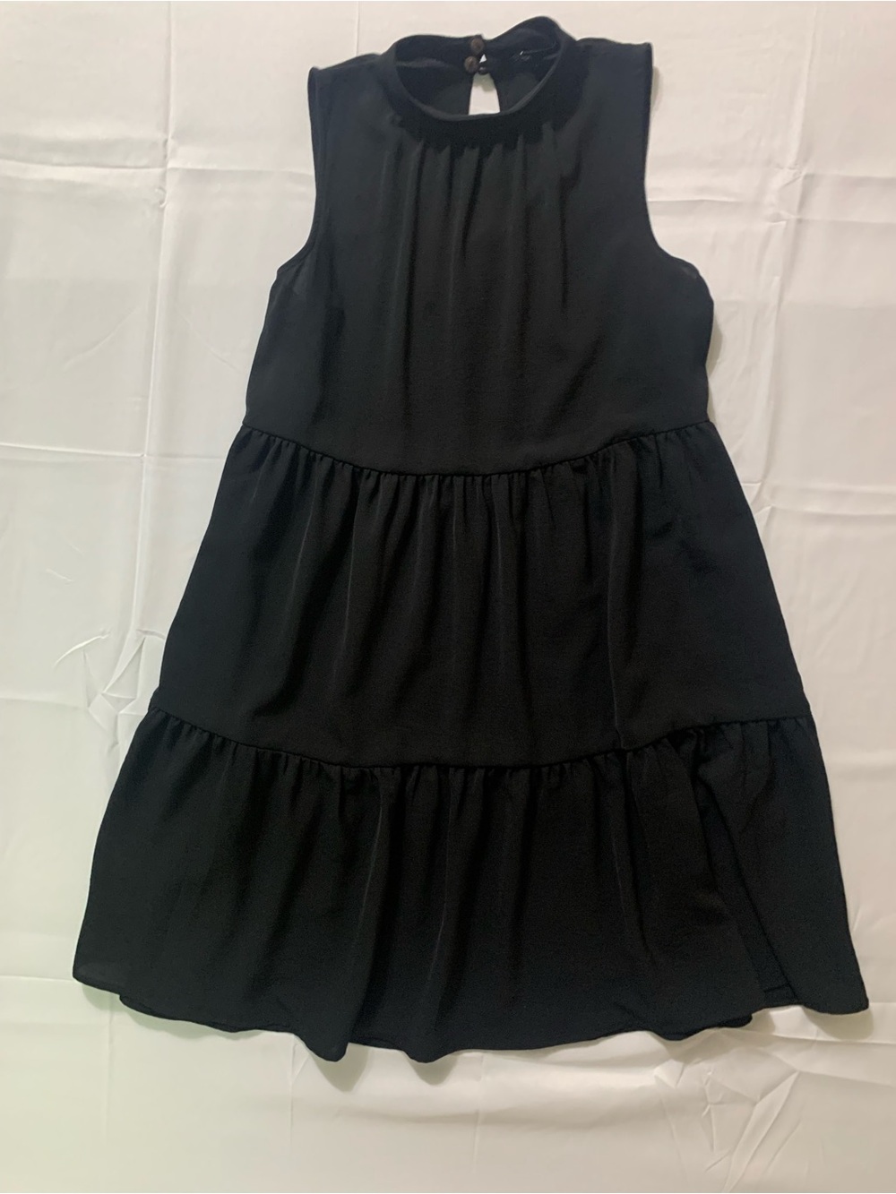 Gibson Black Sleeveless Tiered Ruffle Dress